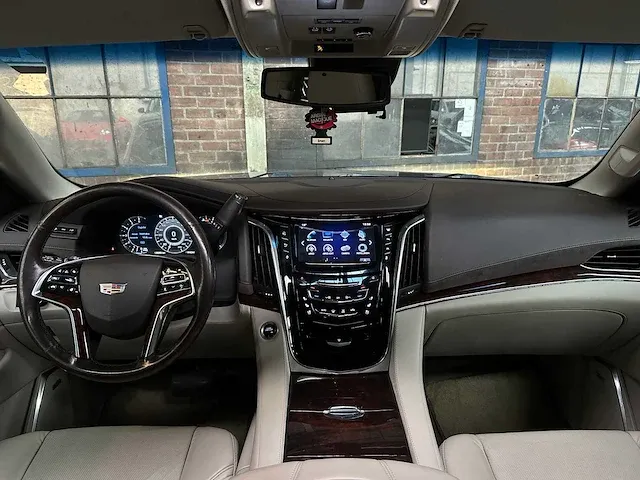 Cadillac escalade esv premium xl 6.2 v8 426pk 8-persoons 2016 (origineel nederlands), ht-450-p - afbeelding 18 van  73