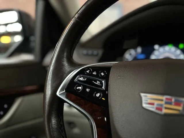 Cadillac escalade esv premium xl 6.2 v8 426pk 8-persoons 2016 (origineel nederlands), ht-450-p - afbeelding 21 van  73