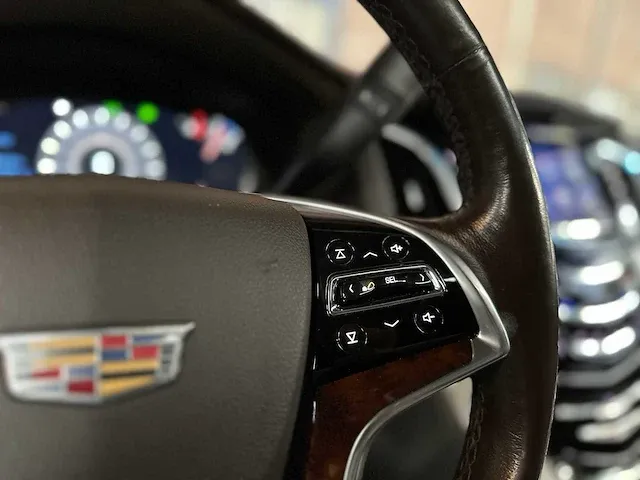 Cadillac escalade esv premium xl 6.2 v8 426pk 8-persoons 2016 (origineel nederlands), ht-450-p - afbeelding 22 van  73
