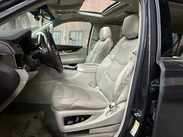 Cadillac escalade esv premium xl 6.2 v8 426pk 8-persoons 2016 (origineel nederlands), ht-450-p - afbeelding 43 van  73
