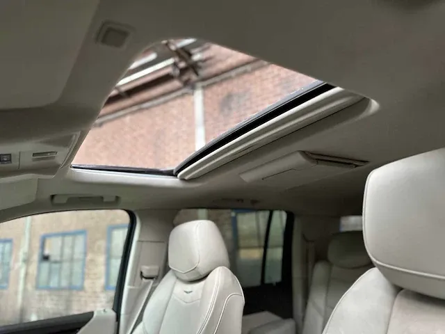 Cadillac escalade esv premium xl 6.2 v8 426pk 8-persoons 2016 (origineel nederlands), ht-450-p - afbeelding 47 van  73