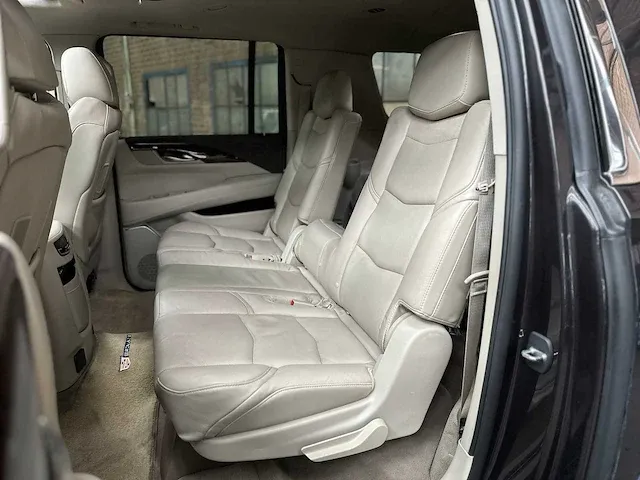 Cadillac escalade esv premium xl 6.2 v8 426pk 8-persoons 2016 (origineel nederlands), ht-450-p - afbeelding 49 van  73