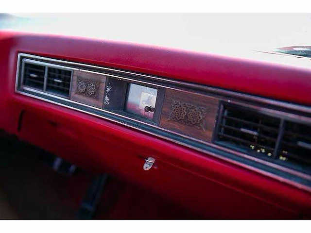 Cadillac fleetwood - eldorado cabrio - personenauto - afbeelding 32 van  64