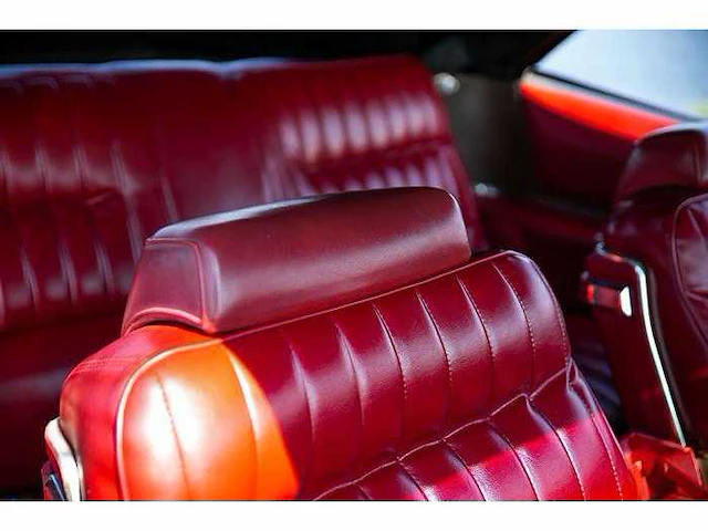 Cadillac fleetwood - eldorado cabrio - personenauto - afbeelding 36 van  64