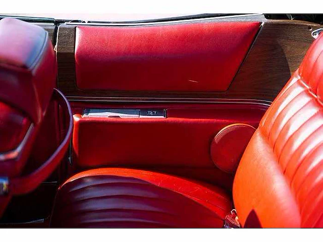 Cadillac fleetwood - eldorado cabrio - personenauto - afbeelding 40 van  64