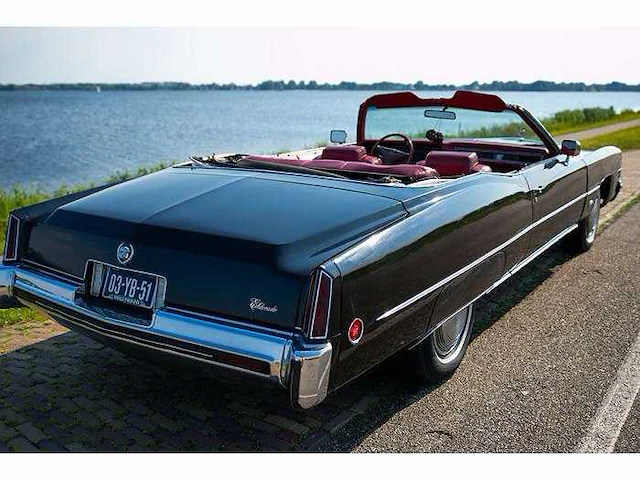Cadillac fleetwood - eldorado cabrio - personenauto - afbeelding 56 van  64
