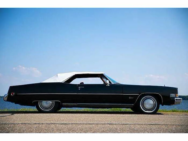 Cadillac fleetwood - eldorado cabrio - personenauto - afbeelding 64 van  64