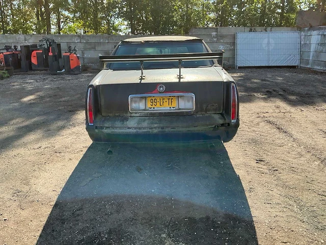 Cadillac fleetwood superior limousine - afbeelding 34 van  47