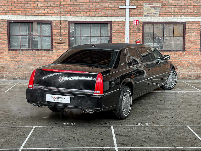Cadillac six door limousine superior 6-deurs rouwauto 2010 - afbeelding 4 van  47