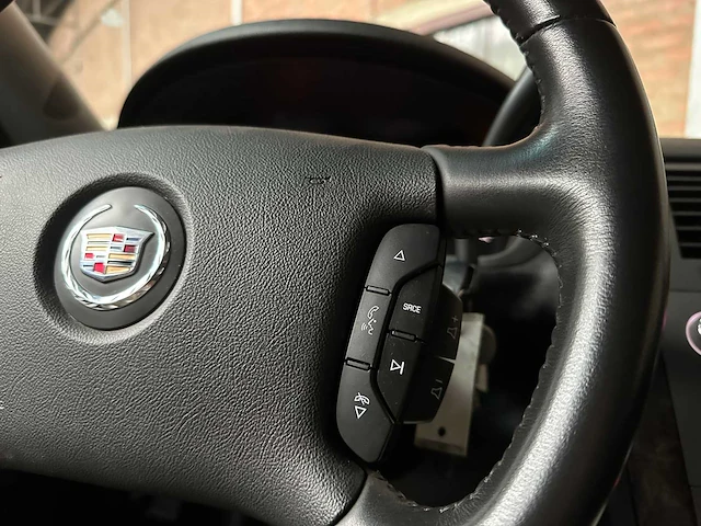 Cadillac six door limousine superior 6-deurs rouwauto 2010 - afbeelding 18 van  47