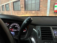 Cadillac six door limousine superior 6-deurs rouwauto 2010 - afbeelding 20 van  47