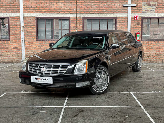 Cadillac six door limousine superior 6-deurs rouwauto 2010 - afbeelding 12 van  47