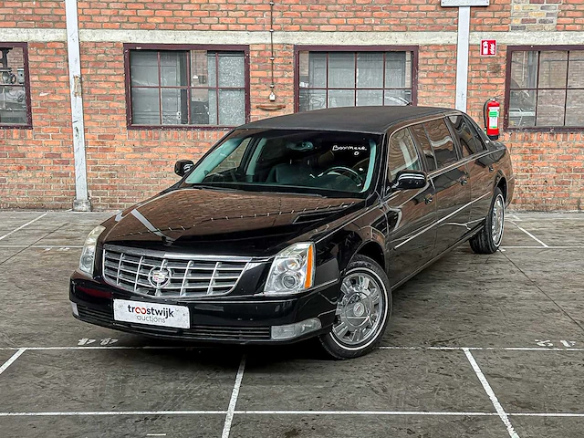 Cadillac six door limousine superior 6-deurs rouwauto 2010 - afbeelding 23 van  47