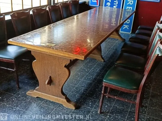 Cafe stamtafel sportcafe radix, ca. 9000 oude stuivers ingegoten in epoxi hars - afbeelding 3 van  10