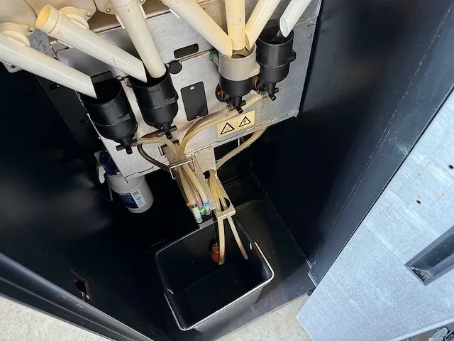 Caffe europa - fst2 - koffieautomaat - vending machine - afbeelding 9 van  9