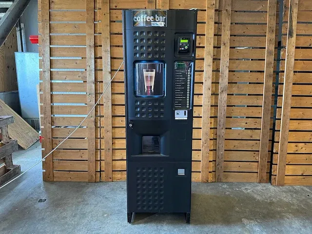 Caffe europa - fst2 - koffieautomaat - vending machine - afbeelding 1 van  9
