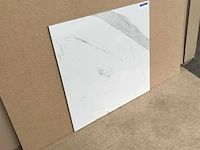 Calacatta gepolijst tegel 46 m² - afbeelding 5 van  7