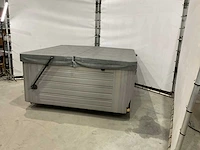 Caldera niagara jacuzzi - afbeelding 6 van  13