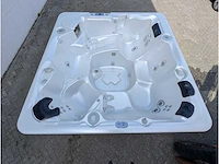 Caldera spa 6 persoons jacuzzi en buitenspa - afbeelding 1 van  17