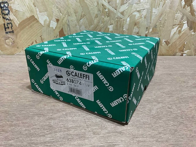 Caleffi gemotoriseerde tweeweg kogelkraan 1 1/4 - afbeelding 11 van  12