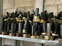 Calibers - afbeelding 2 van  5