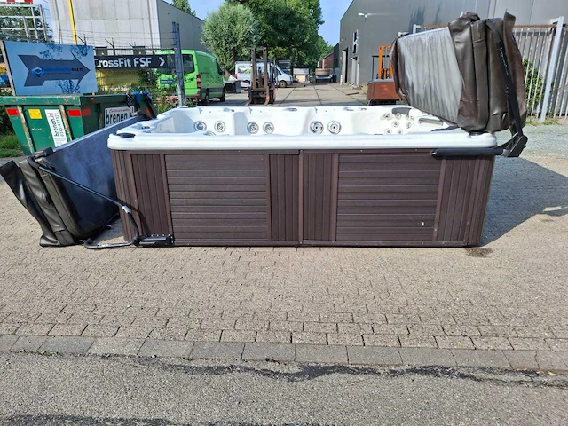 Call spa 7 persoons amerikaans jacuzzi en buitenspa - afbeelding 3 van  40
