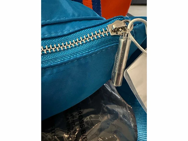Calvin klein - hipbag - return goods (1500x) - afbeelding 7 van  11