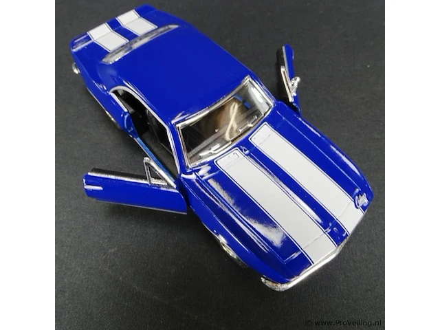 Camaro z (1967) blauw-wit - afbeelding 5 van  5