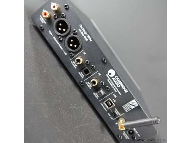 Cambridge audio dacmagic 200m digital-to-analogue converter - afbeelding 5 van  5