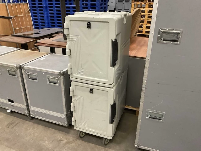 Cambro 12x1/1gn thermo box (2x) - afbeelding 1 van  3