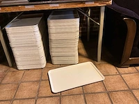 Cambro camtray 1/1 gn dienbladen (72x) - afbeelding 1 van  5