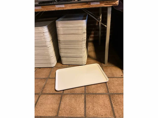 Cambro camtray 1/1 gn dienbladen (72x) - afbeelding 2 van  5
