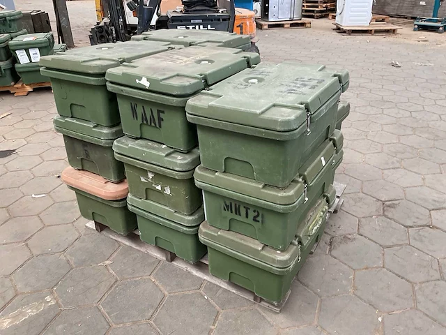 Cambro voedsel transportkisten (14x) - afbeelding 3 van  6
