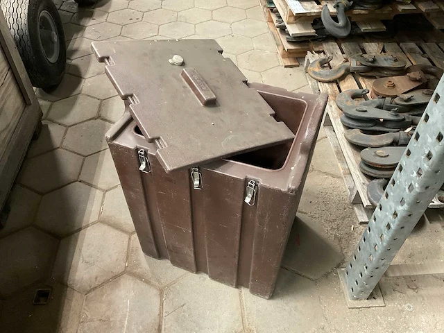 Cambro warmhoud container - afbeelding 3 van  4