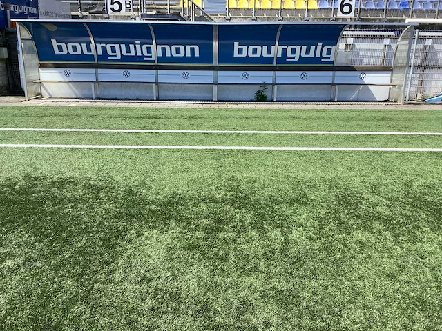 Cambuur - dug-out - afbeelding 1 van  2
