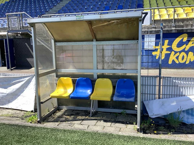 Cambuur - dug-out - afbeelding 2 van  2