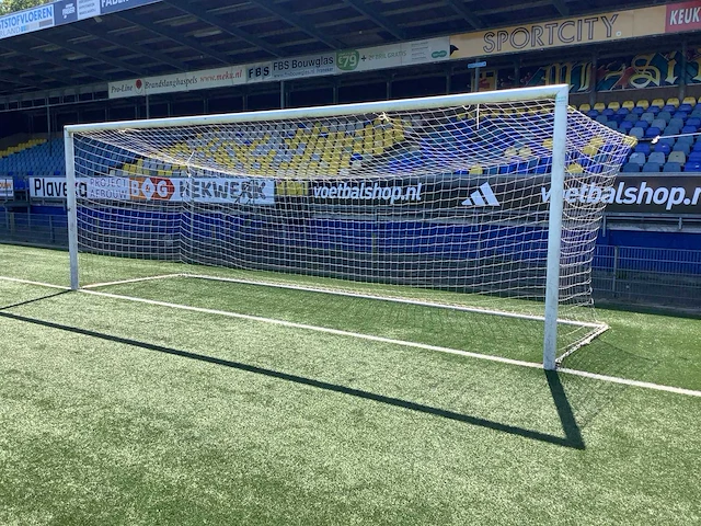 Cambuur - zuidzijde - doel - afbeelding 3 van  5
