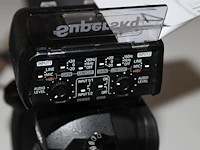 Camerabody panasonic lumix gh5 met panasonic microfoon adapter dmw-xlr1. compleet met accu's en lader. - afbeelding 4 van  4