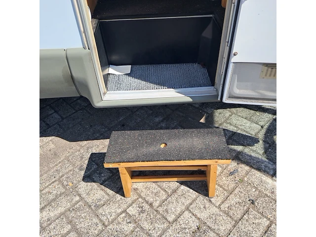 Camper knaus, sun-traveller alkoven, bouwjaar 2003 - afbeelding 18 van  53