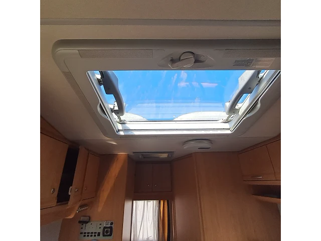 Camper knaus, sun-traveller alkoven, bouwjaar 2003 - afbeelding 24 van  53