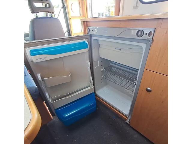 Camper knaus, sun-traveller alkoven, bouwjaar 2003 - afbeelding 27 van  53