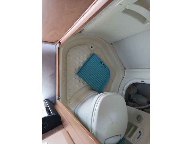 Camper sea/mc louis, sea m100 alkoof, wit, bouwjaar 2006 - afbeelding 43 van  79