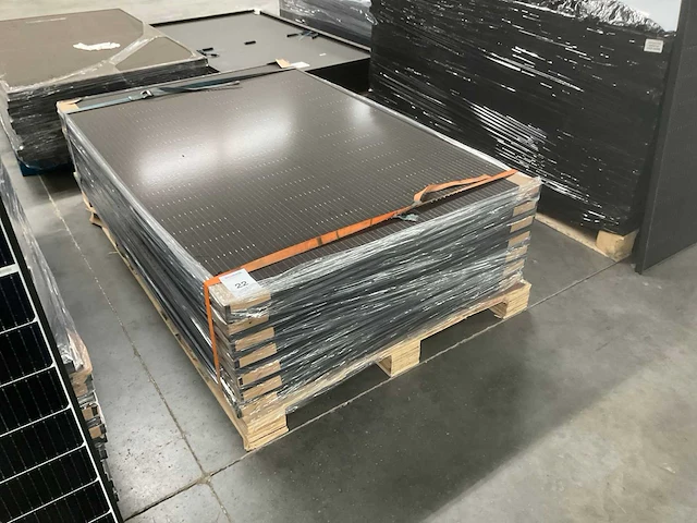 Canadian solar cs6r 400ms zonnepaneel (12x) - afbeelding 1 van  5