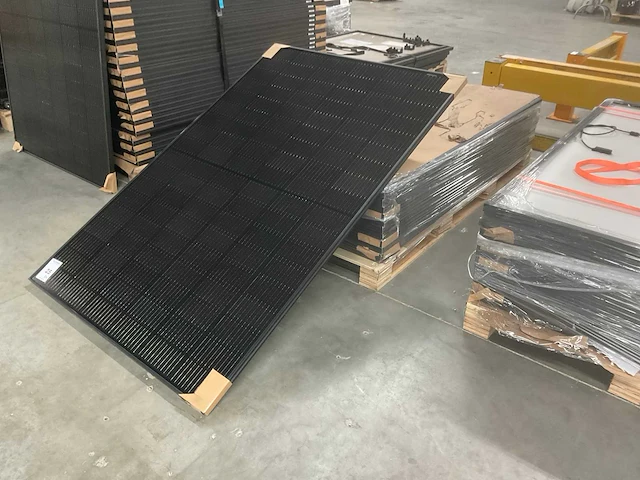 Canadian solar cs6r 400ms zonnepaneel (12x) - afbeelding 2 van  4