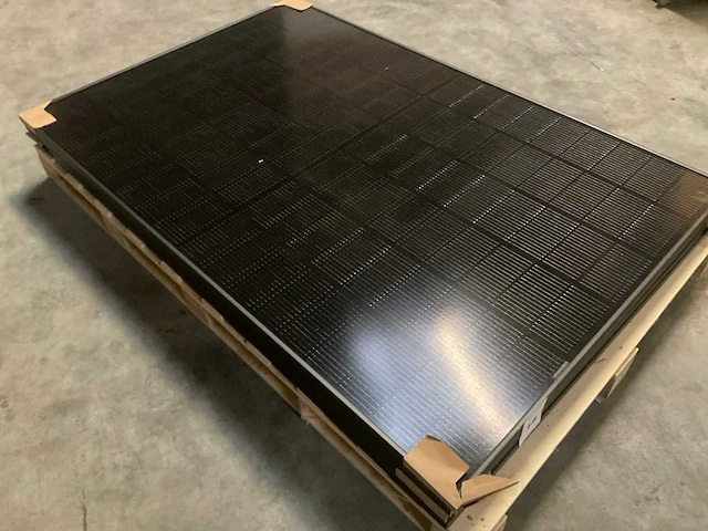 Canadian solar cs6r-430t zonnepaneel (4x) - afbeelding 1 van  4