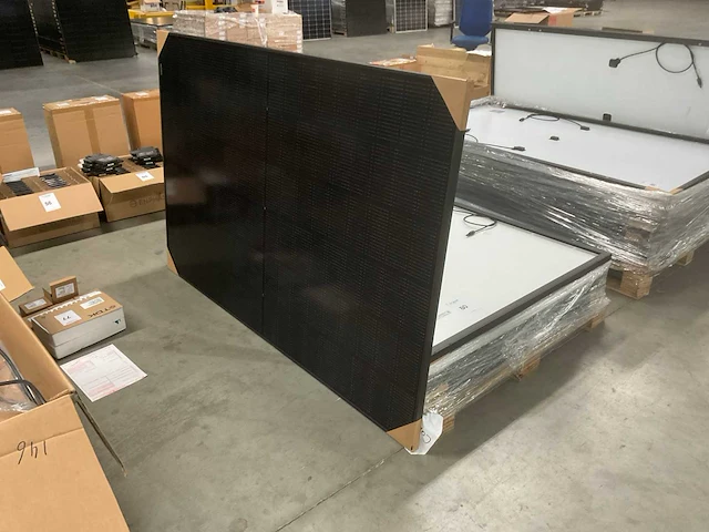 Canadian solar cs6r-430t zonnepaneel (8x) - afbeelding 1 van  6