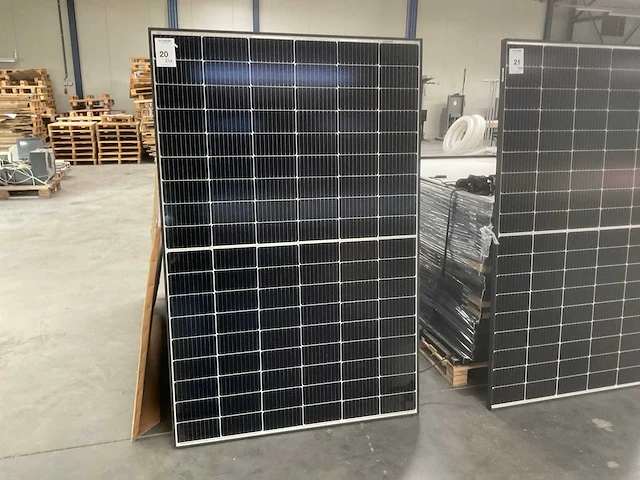 Canadian solar solar pv module cs6r-410ms zonnepaneel (26x) - afbeelding 1 van  5
