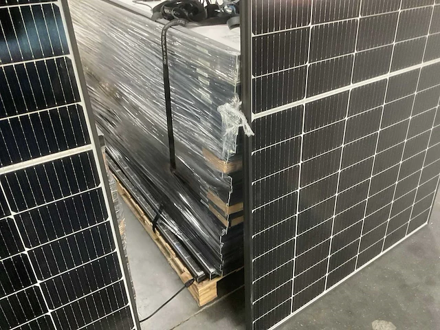Canadian solar solar pv module cs6r-410ms zonnepaneel (30x) - afbeelding 3 van  6
