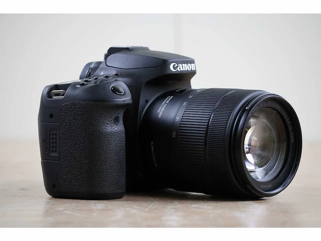 Canon - eos 90d + ef-s 18-135mm f/3.5-5.6 lens - fotocamera - afbeelding 5 van  9