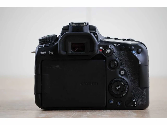 Canon - eos 90d + ef-s 18-135mm f/3.5-5.6 lens - fotocamera - afbeelding 6 van  9